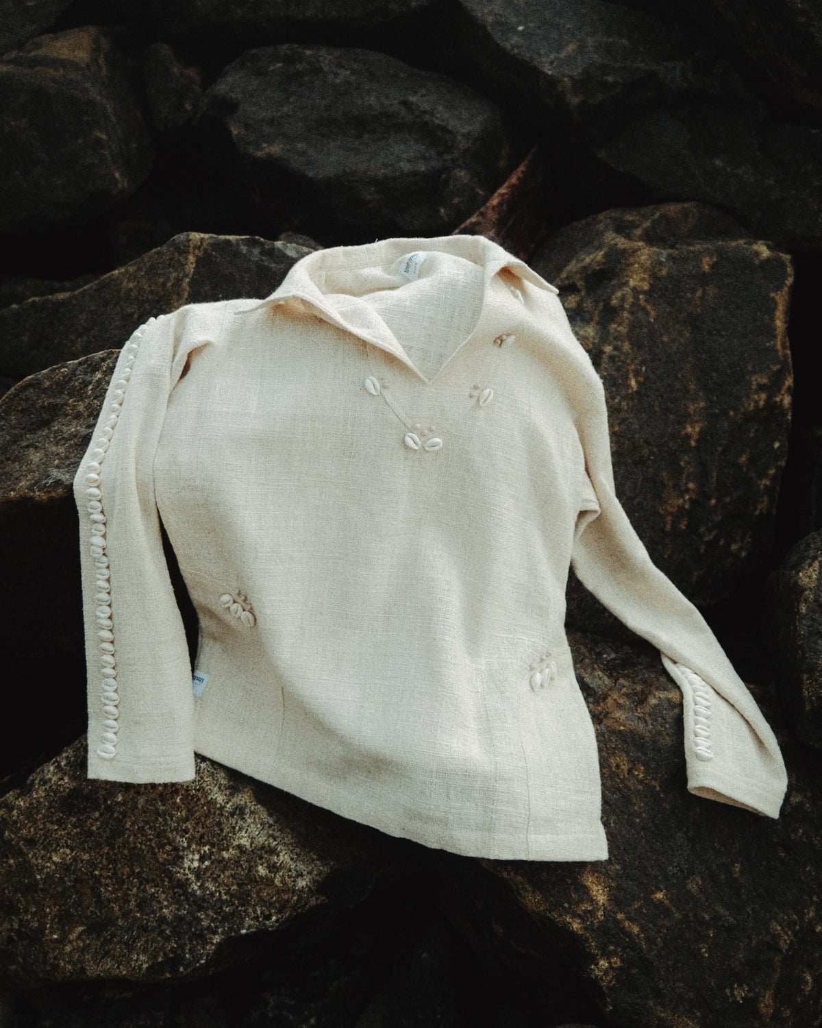 Kala Cotton Cowrie (shells) Kurta
